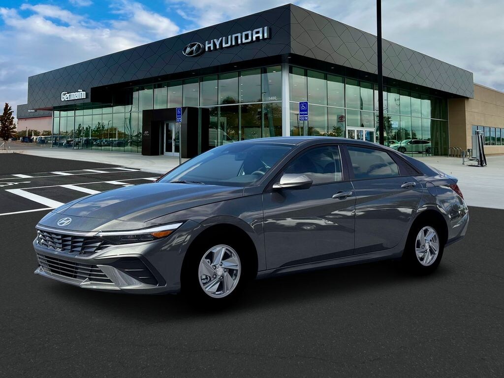 New 2026 Hyundai Elantra SE Sedan