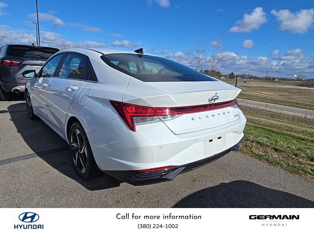 New 2023 Hyundai Elantra Limited Sedan