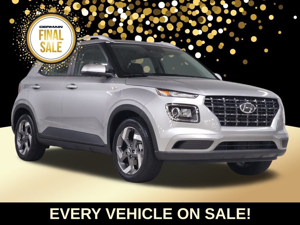 Used 2024 Hyundai Venue SEL SUV