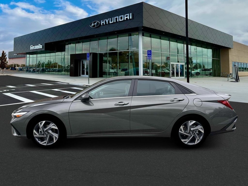 New 2026 Hyundai Elantra Limited Sedan