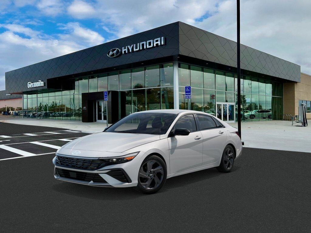 New 2026 Hyundai Elantra SEL Sport Sedan