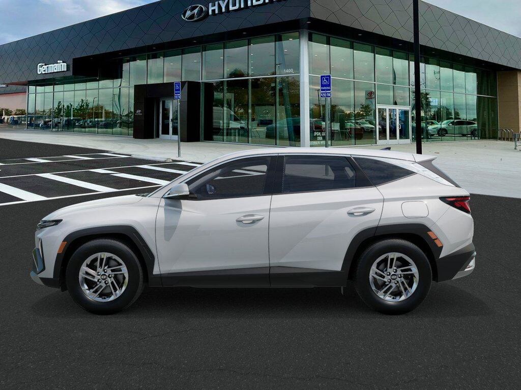 New 2026 Hyundai Tucson SE SUV