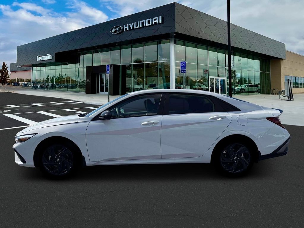New 2026 Hyundai Elantra SEL Sport Sedan