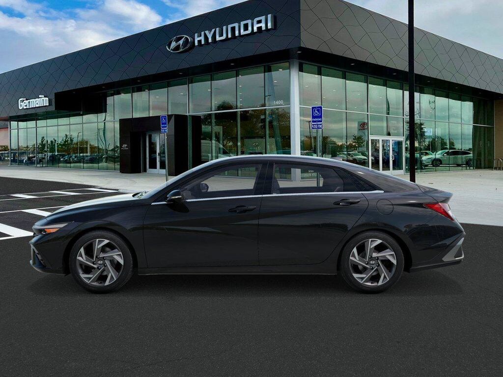 New 2026 Hyundai Elantra Limited Sedan