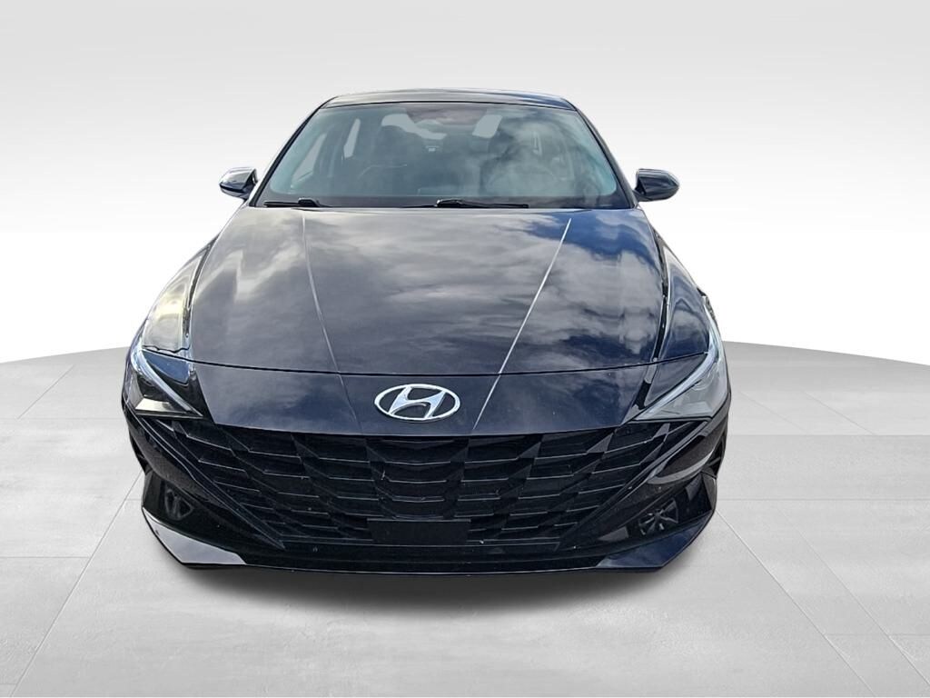Used 2023 Hyundai Elantra SEL Sedan