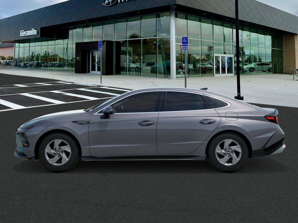 New 2026 Hyundai Sonata SE Sedan