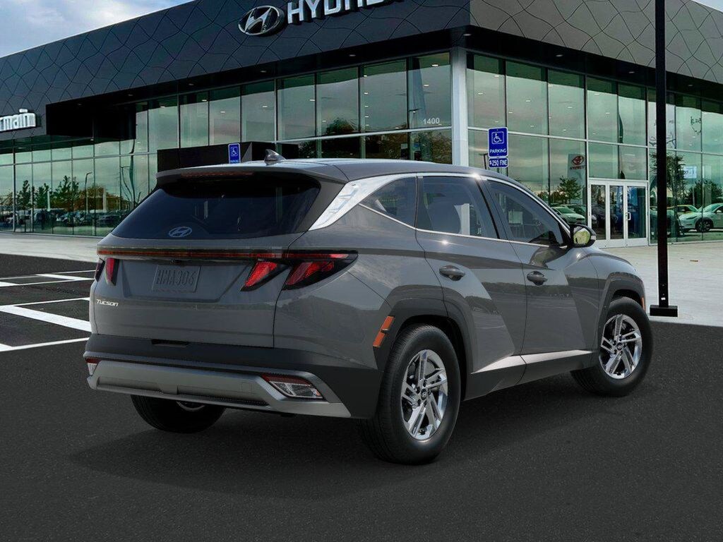 New 2026 Hyundai Tucson SE SUV