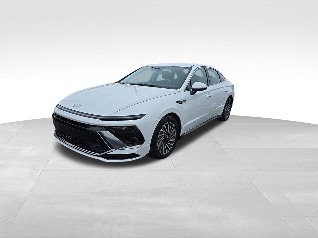 Used 2024 Hyundai Sonata Hybrid SEL Sedan
