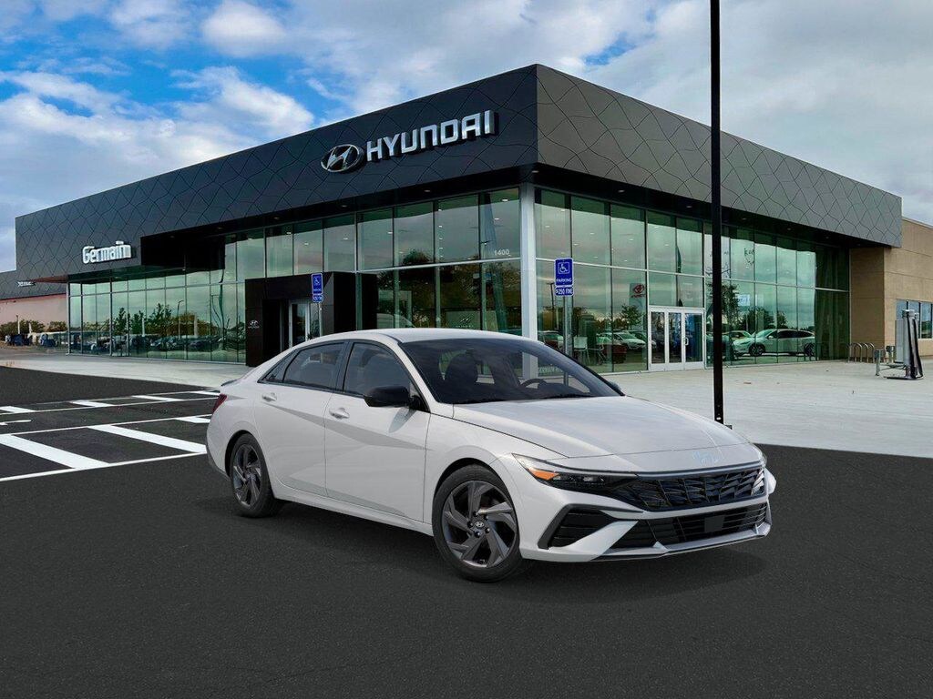 New 2026 Hyundai Elantra SEL Sport Sedan