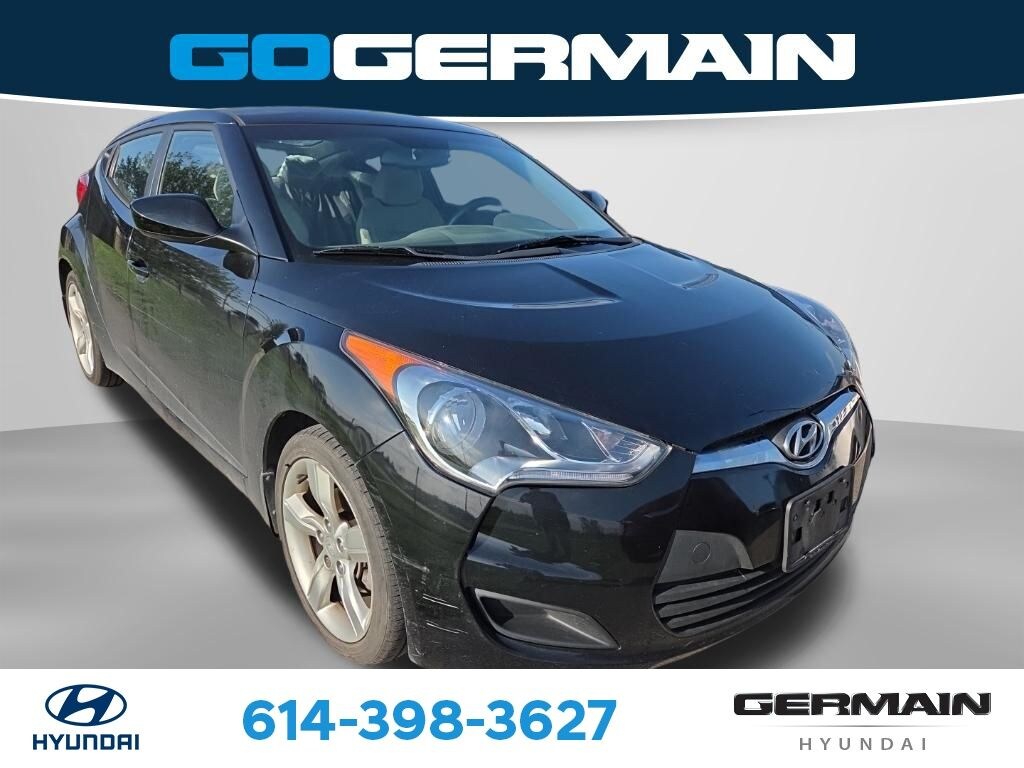 Used 2013 Hyundai Veloster Base w/Gray Hatchback