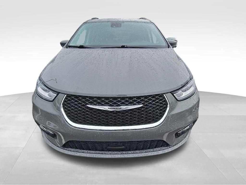 Used 2021 Chrysler Pacifica Touring Van Passenger Van