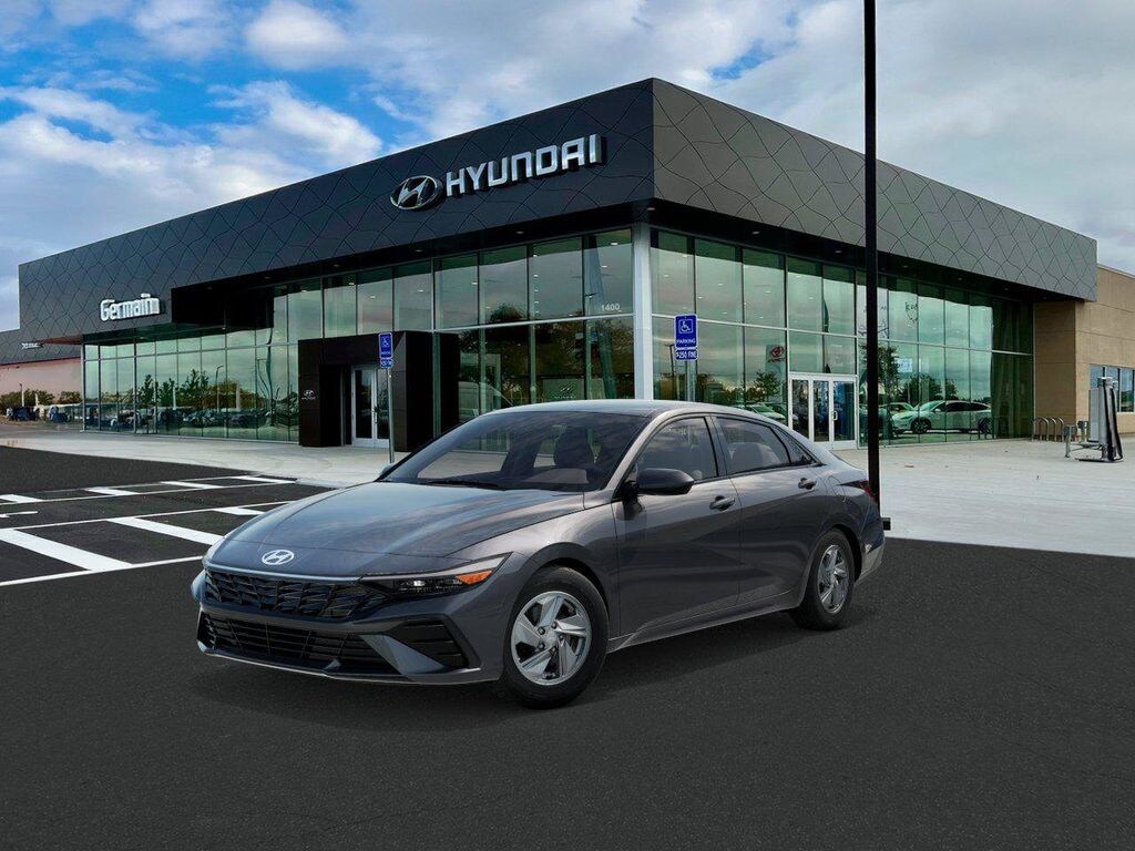 New 2026 Hyundai Elantra SE Sedan