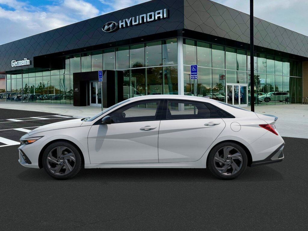 New 2026 Hyundai Elantra SEL Sport Sedan