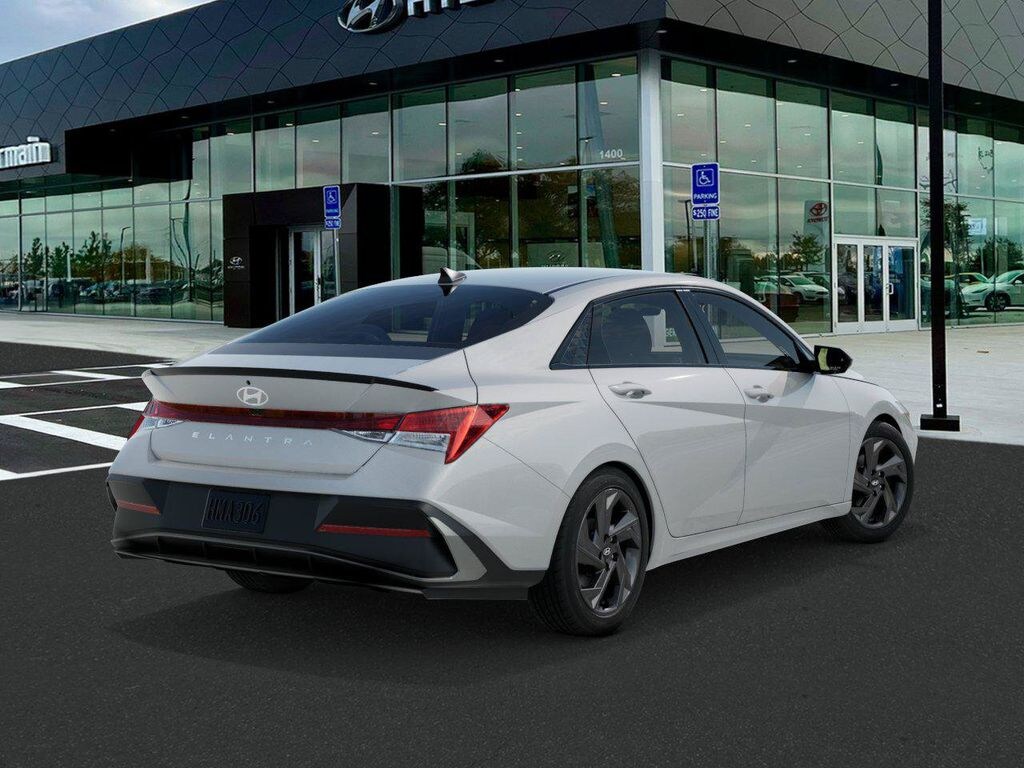 New 2026 Hyundai Elantra SEL Sport Plus Sedan