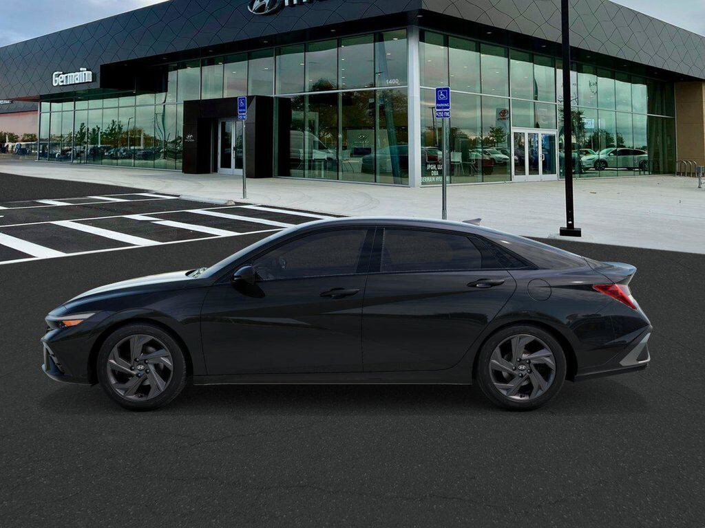 New 2026 Hyundai Elantra SEL Sport Sedan