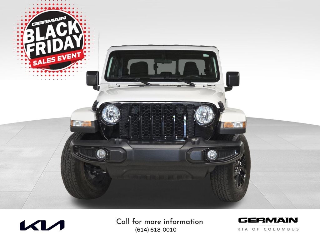 Used 2022 Jeep Gladiator Sport Truck Crew Cab