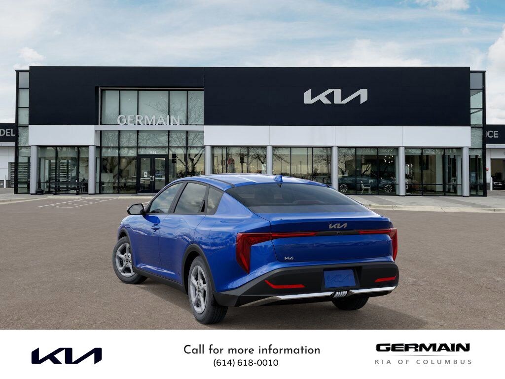 New 2025 Kia K4 LXS Sedan