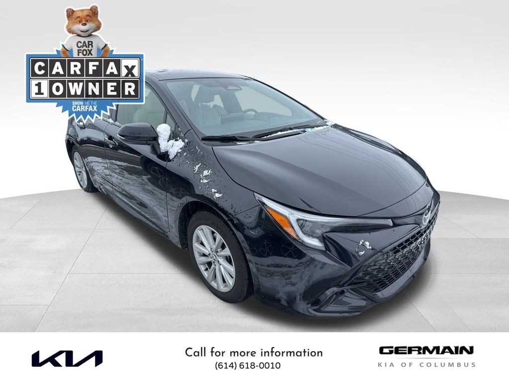 Used 2024 Toyota Corolla Hatchback SE Hatchback