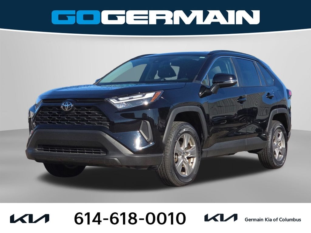 Used 2025 Toyota RAV4 Hybrid XLE SUV