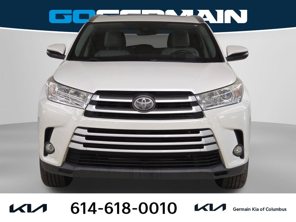 Used 2018 Toyota Highlander XLE V6 SUV