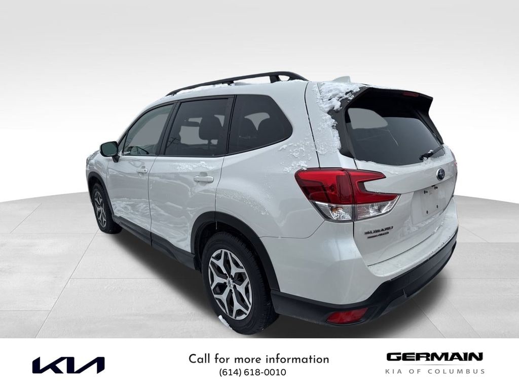 Used 2023 Subaru Forester Premium SUV