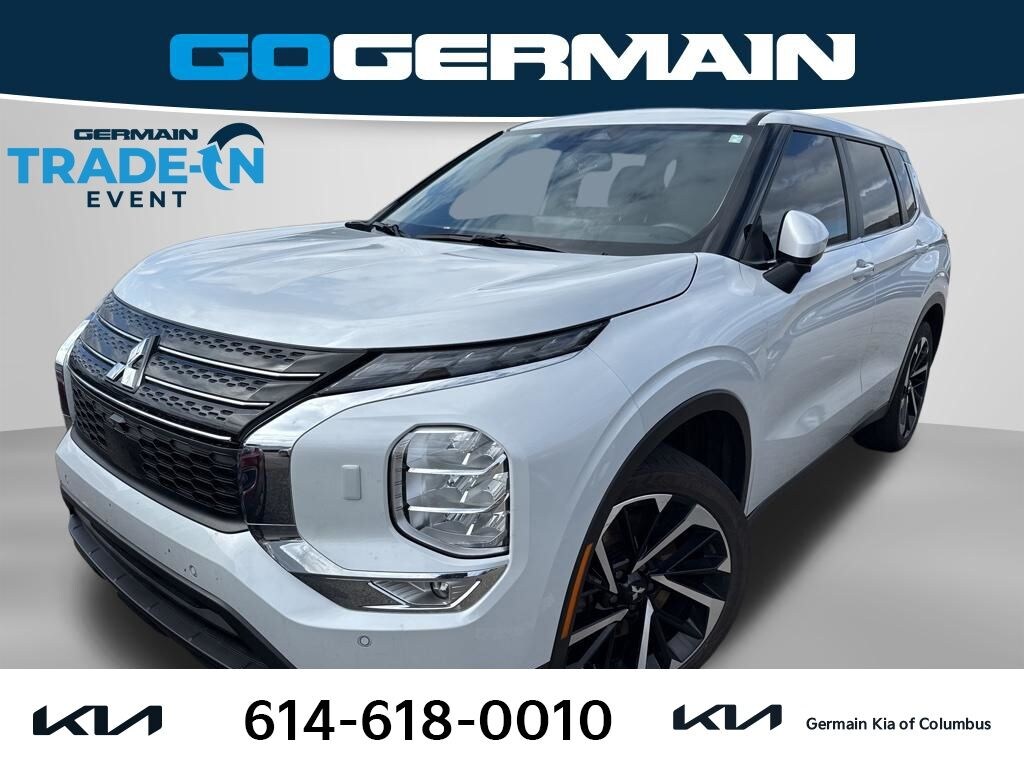 Used 2023 Mitsubishi Outlander SE SUV