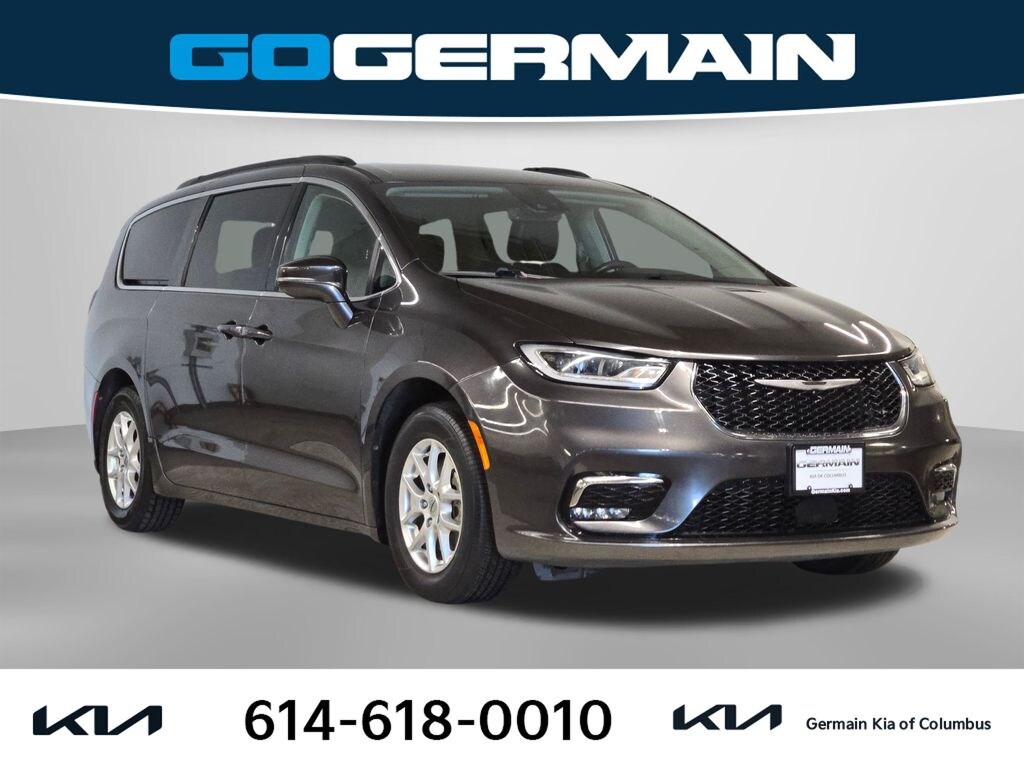 Used 2022 Chrysler Pacifica Touring L Van Passenger Van