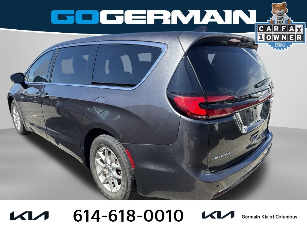 Used 2023 Chrysler Pacifica Touring L Van Passenger Van