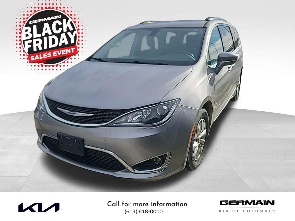 Used 2018 Chrysler Pacifica Touring L Van