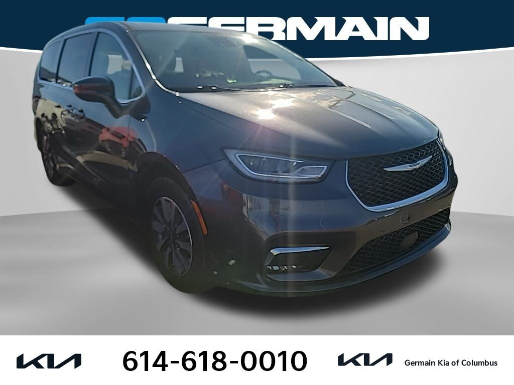 Used 2022 Chrysler Pacifica Hybrid Touring L Van Passenger Van