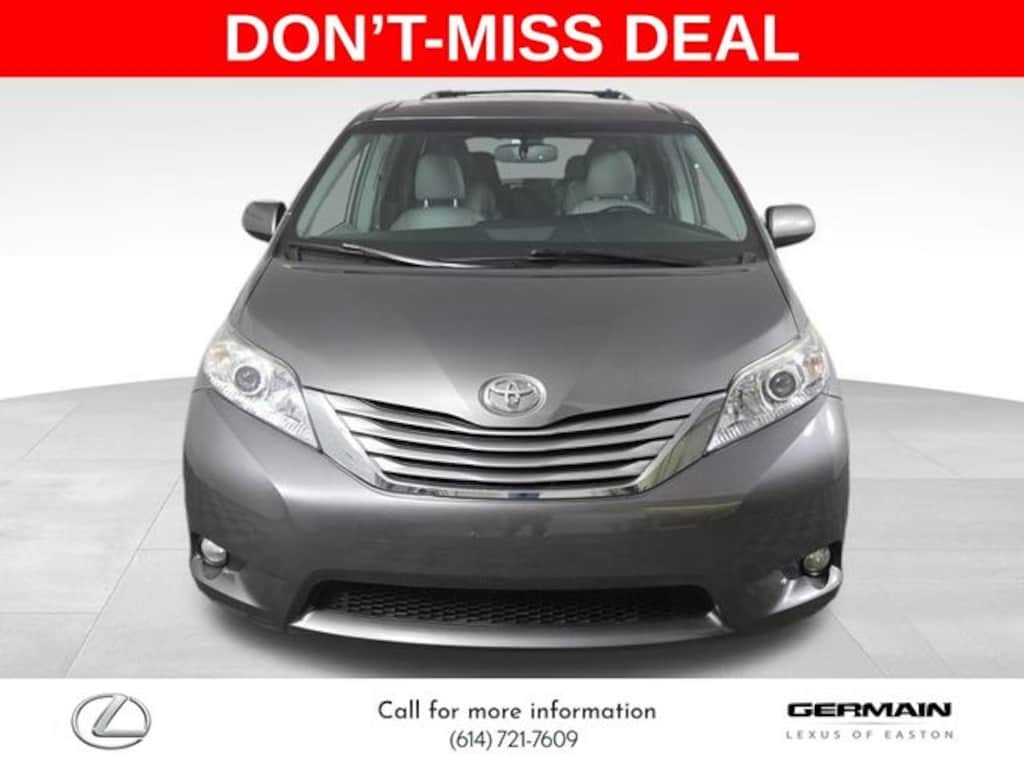 Used 2016 Toyota Sienna XLE Premium Minivan/Van