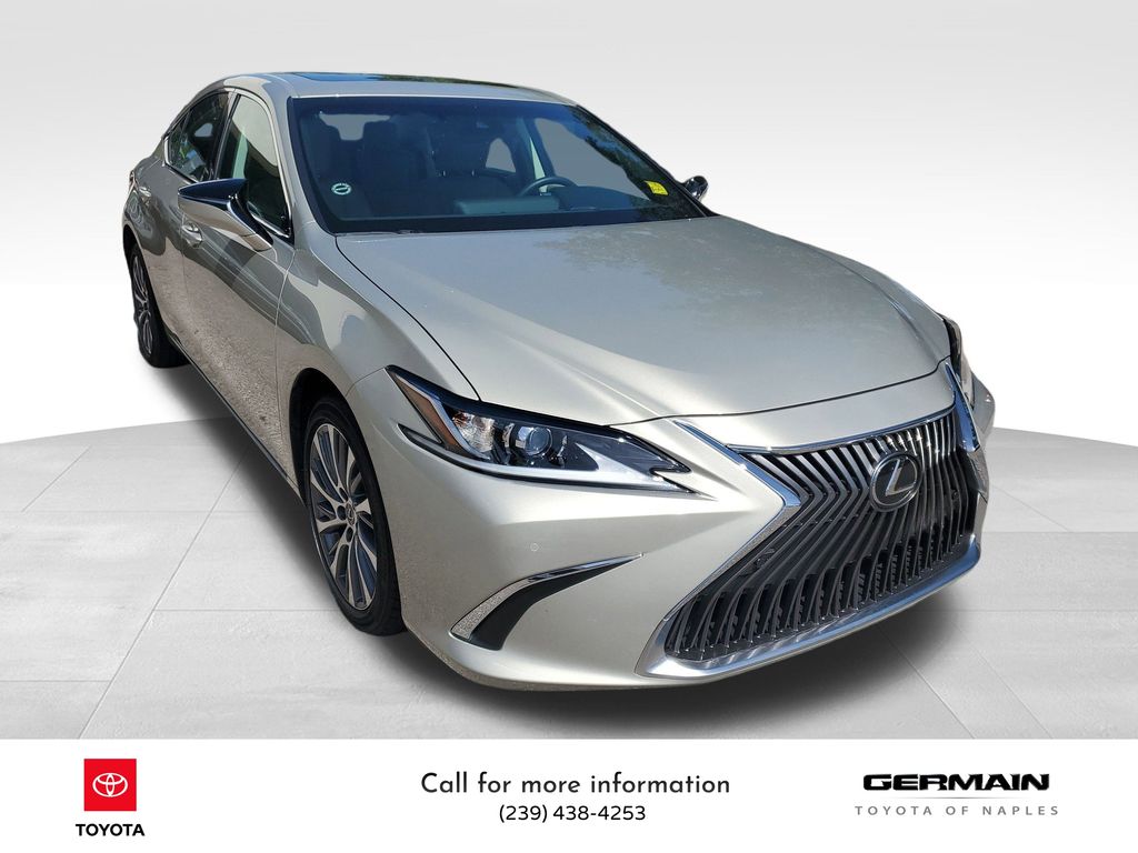 2021 Lexus ES 250 photo 3