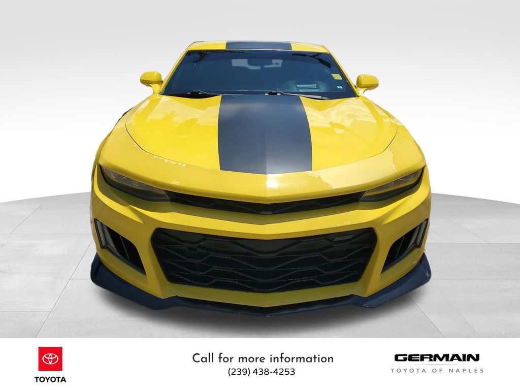 2016 Chevrolet Camaro 2LT photo 2