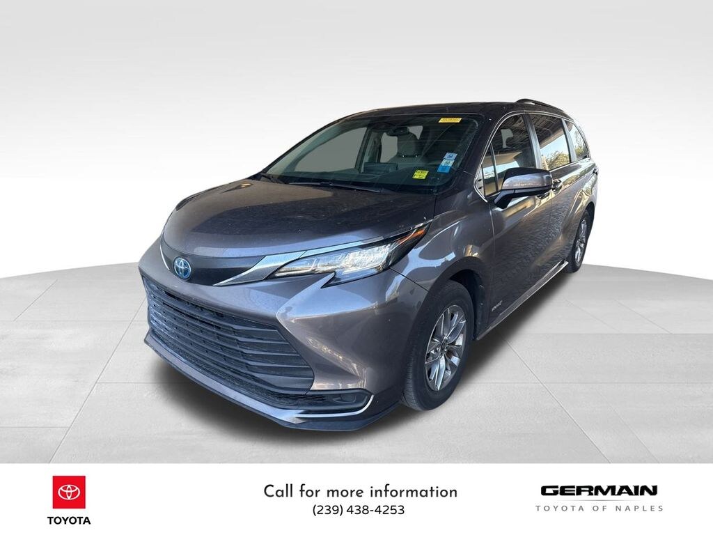Used 2021 Toyota Sienna LE Minivan/Van