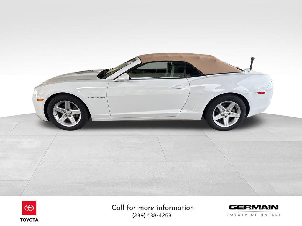 2011 Chevrolet Camaro 1LT photo 2