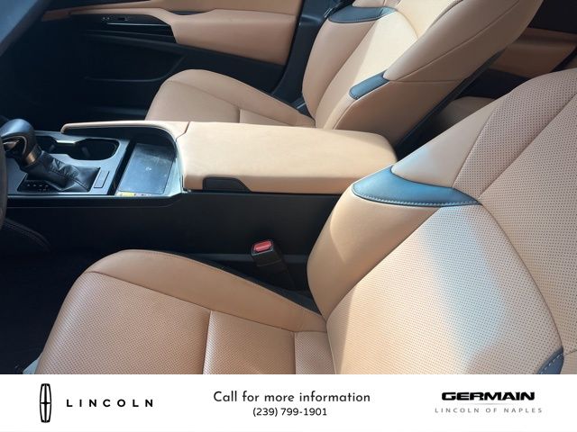 2023 Lexus ES 350 photo 2