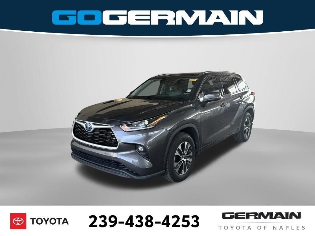 Used 2021 Toyota Highlander Hybrid XLE SUV