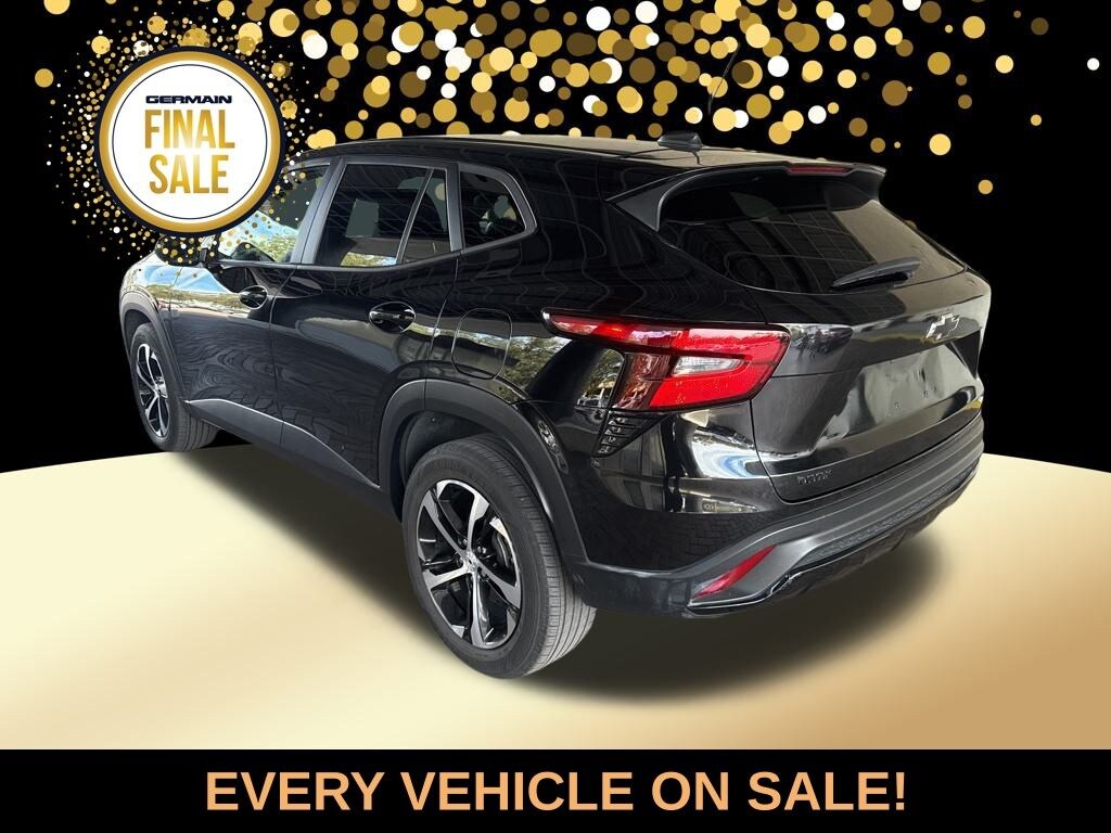 Used 2024 Chevrolet Trax 1RS SUV