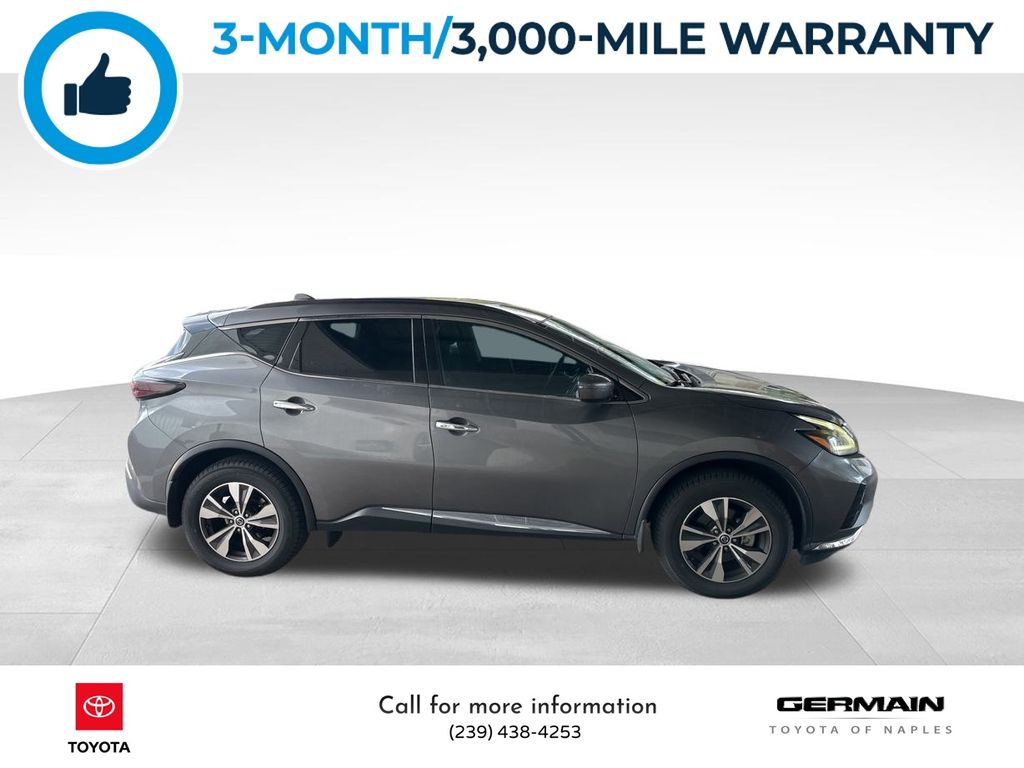 2021 Nissan Murano SV photo 2