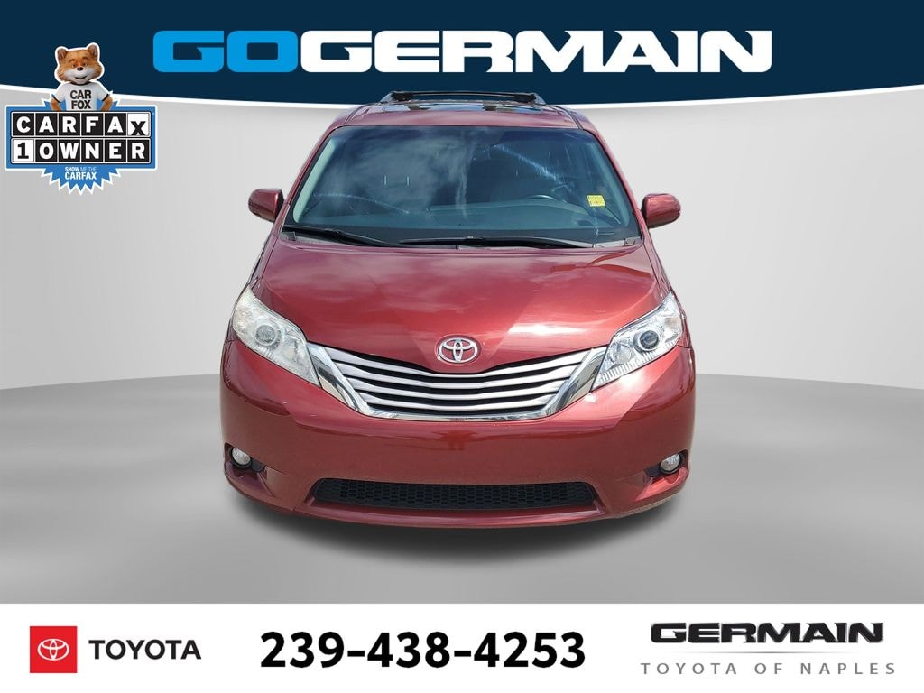 Used 2016 Toyota Sienna XLE Premium Minivan/Van