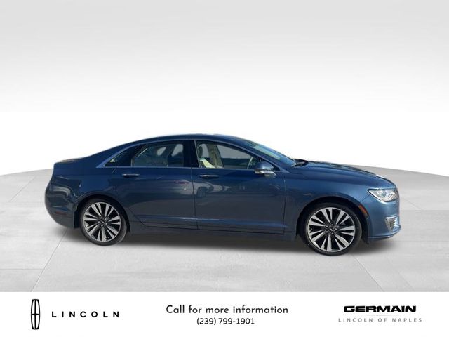 2019 Lincoln MKZ Hybrid Reserve photo 2