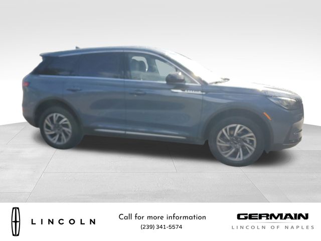 2026 Lincoln Corsair Premiere photo 2