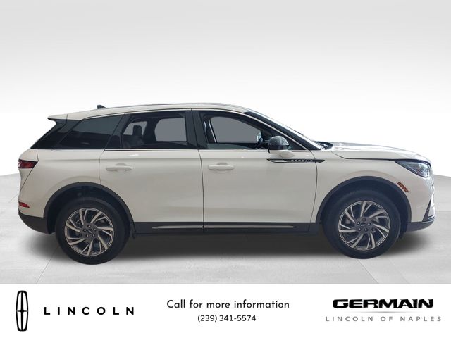 2025 Lincoln Corsair Premiere photo 2