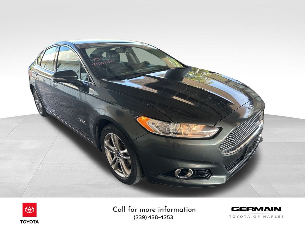 2015 Ford Fusion Energi Titanium photo 3