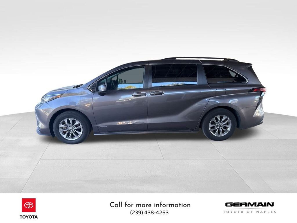 Used 2021 Toyota Sienna LE Minivan/Van