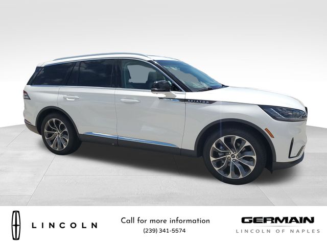 2025 Lincoln Aviator Reserve photo 2