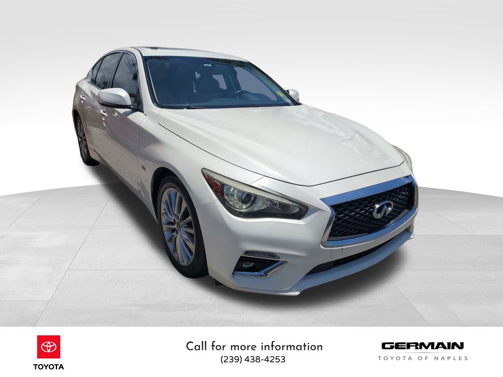 2019 Infiniti Q50 3.0t LUXE photo 3