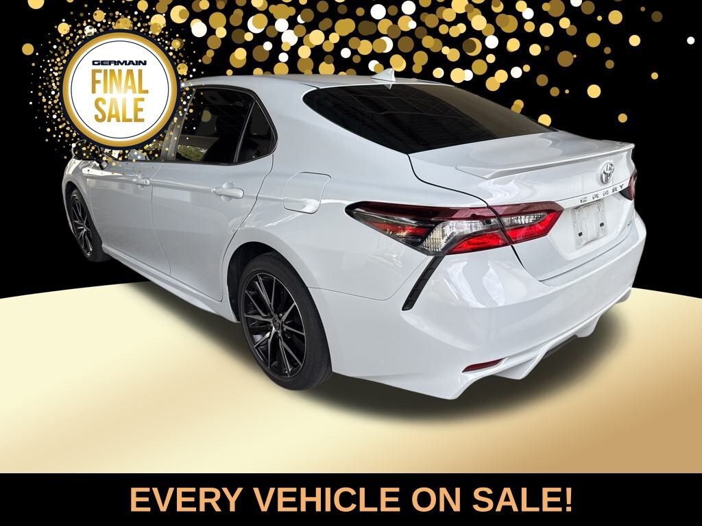 Used 2024 Toyota Camry SE Sedan