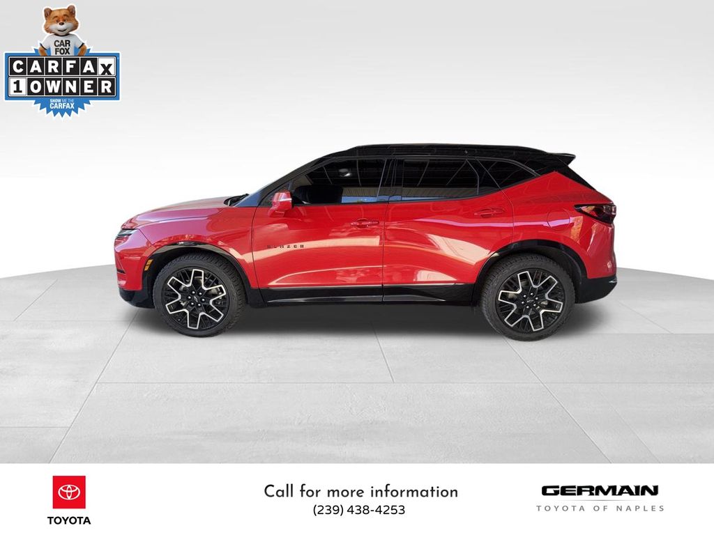 2023 Chevrolet Blazer RS photo 2