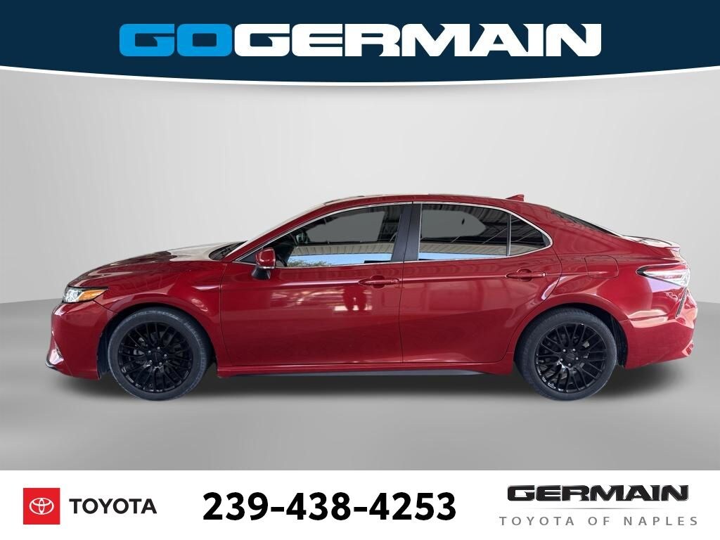 Used 2020 Toyota Camry SE Sedan